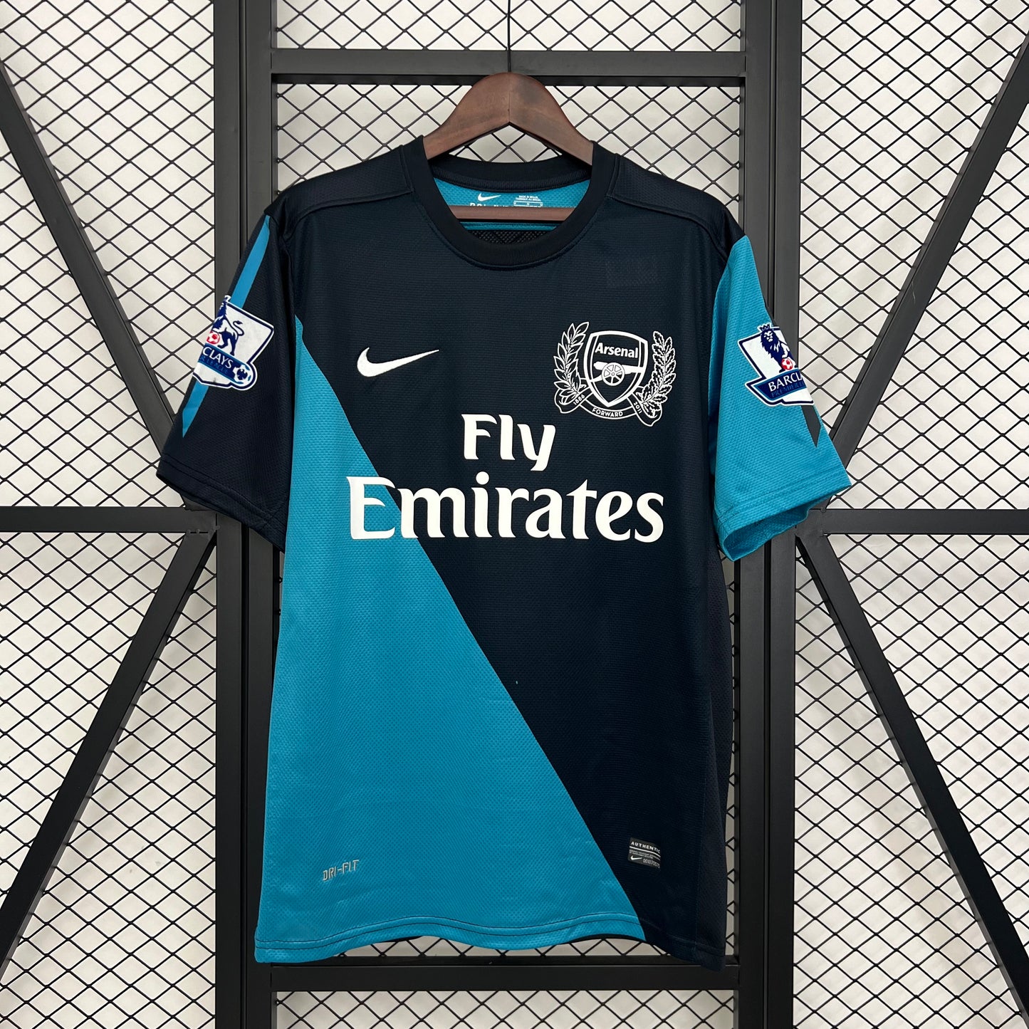 Camiseta retro Arsenal 11/12 VISITANTE