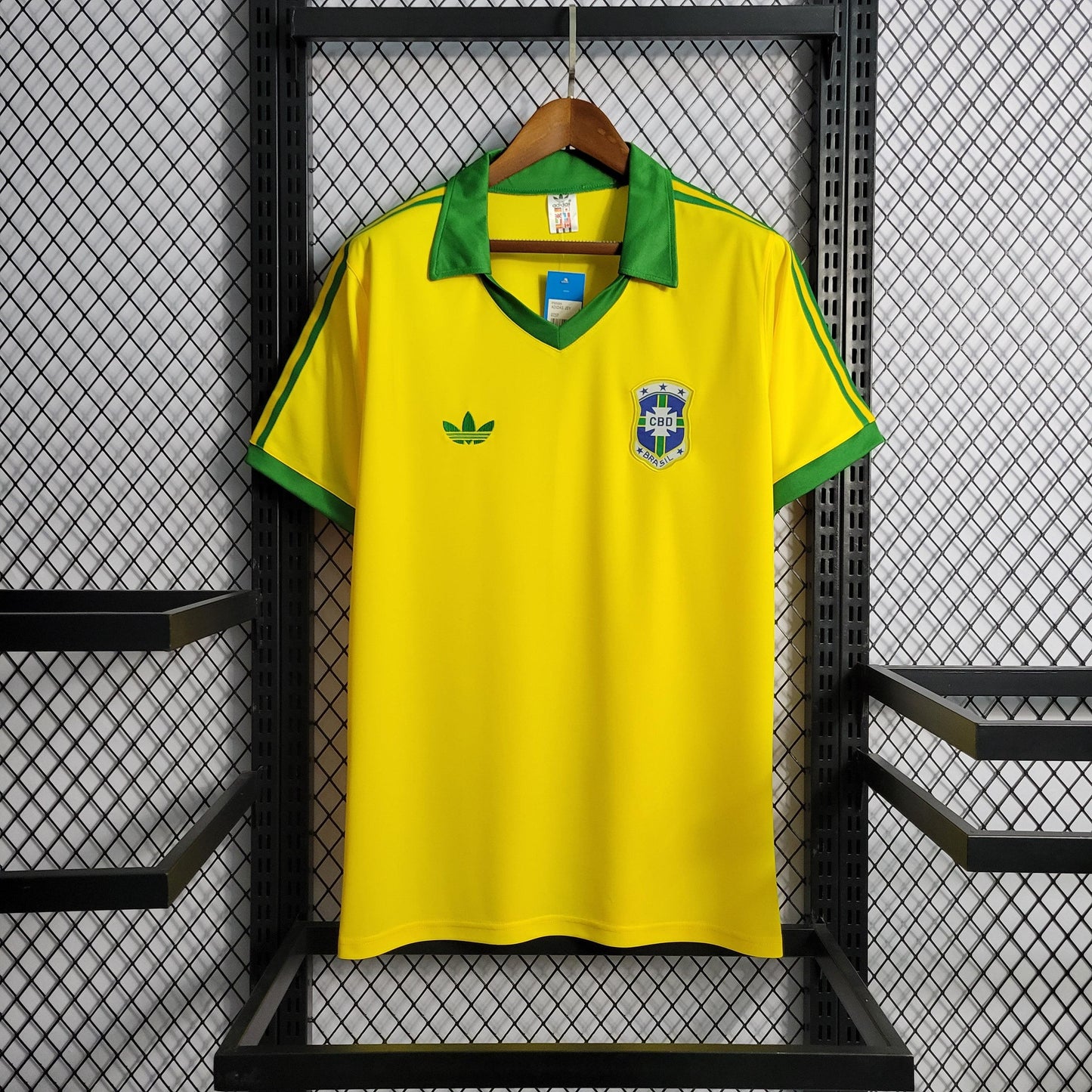 Camiseta retro Brasil 1979 LOCAL - KingoalESP
