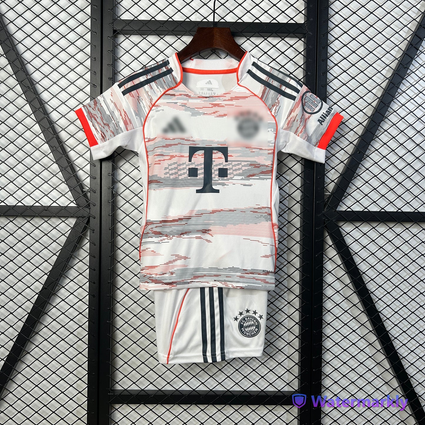 Conjunto niño/a Bayern Munich 25/26 VISITANTE