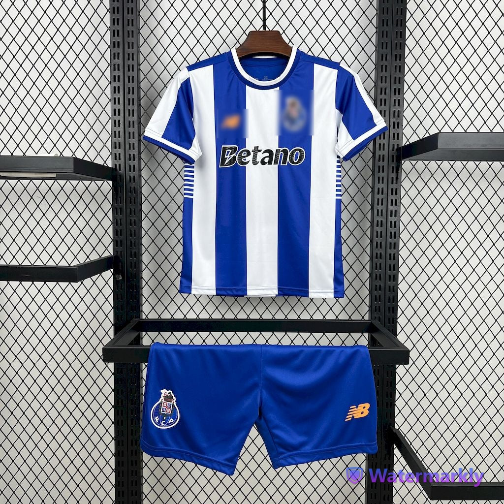Conjunto niño/a Porto 25/26 LOCAL