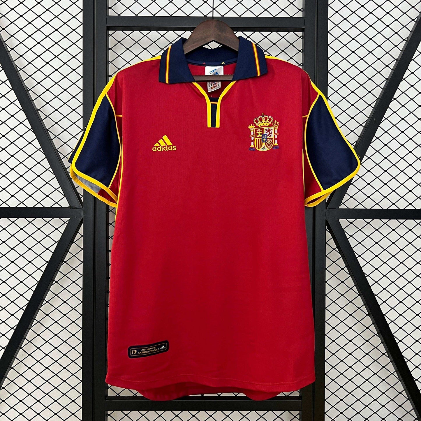 Camiseta retro España 2000 LOCAL - KingoalESP