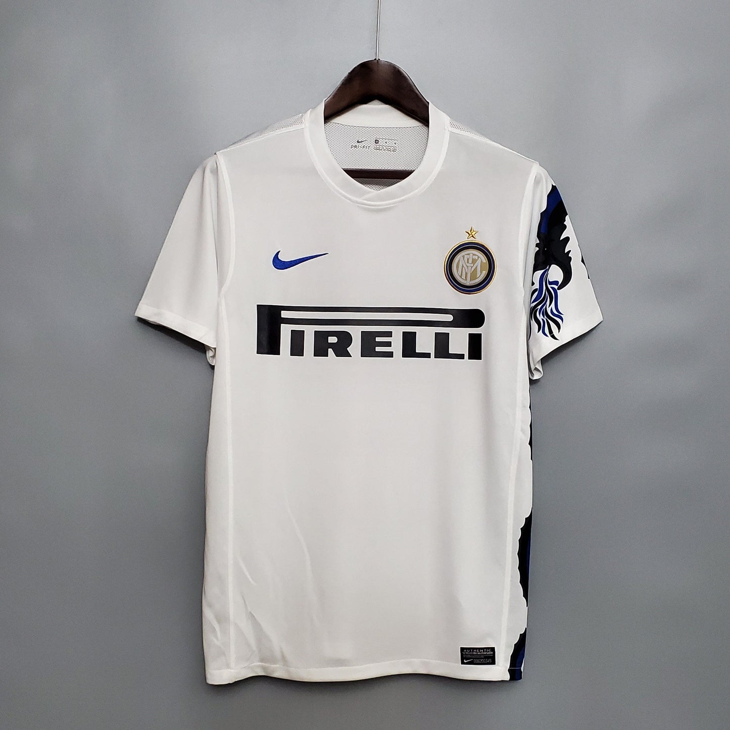 Camiseta Inter de Milán 10/11 VISITANTE - KingoalESP