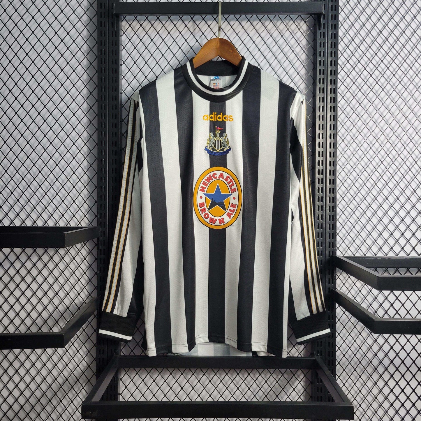 Camiseta retro Newcastle 95/97 LOCAL Manga Larga - KingoalESP