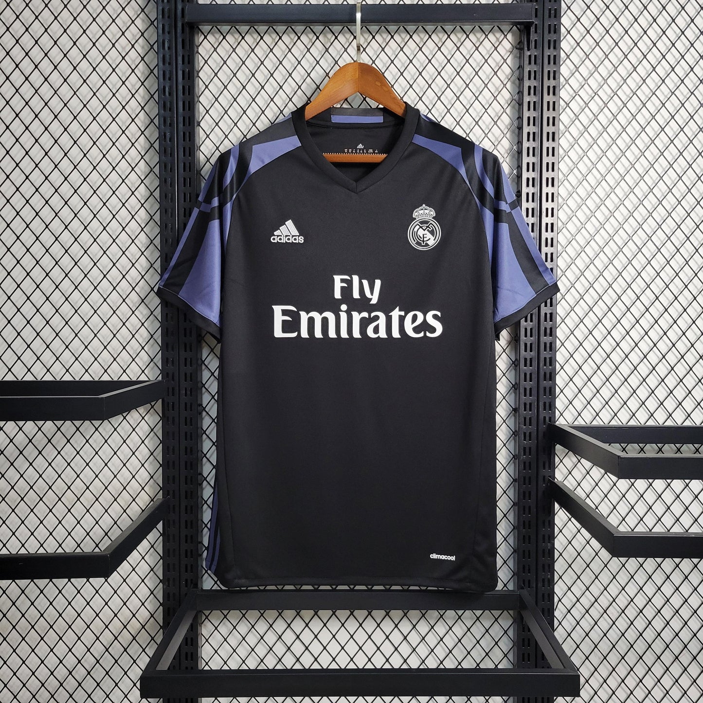 Camiseta retro Real Madrid 16/17 VISITANTE - KingoalESP