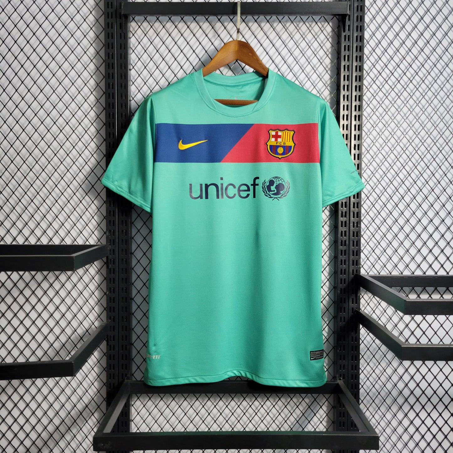 Camiseta retro Barcelona 10/11 VISITANTE