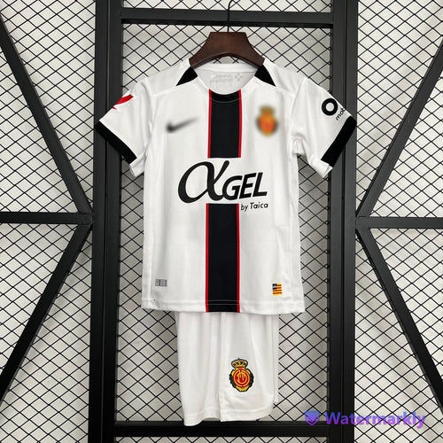 Conjunto niño/a Mallorca 25/26 VISITANTE