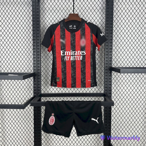 Conjunto niño/a Milan 25/26 LOCAL