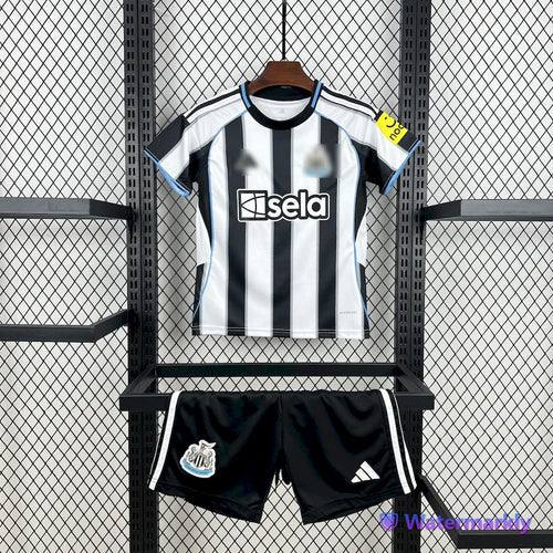 Conjunto niño/a Newcastle 25/26 LOCAL
