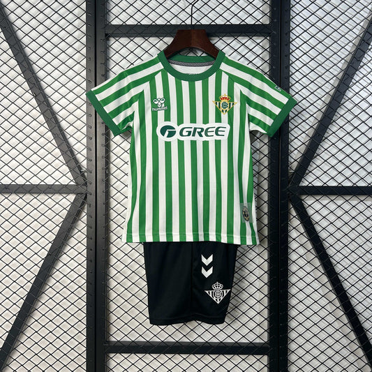 Conjunto niño/a Real Betis Final Conference League 24/25