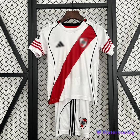 Conjunto niño/a River Plate 25/26 LOCAL