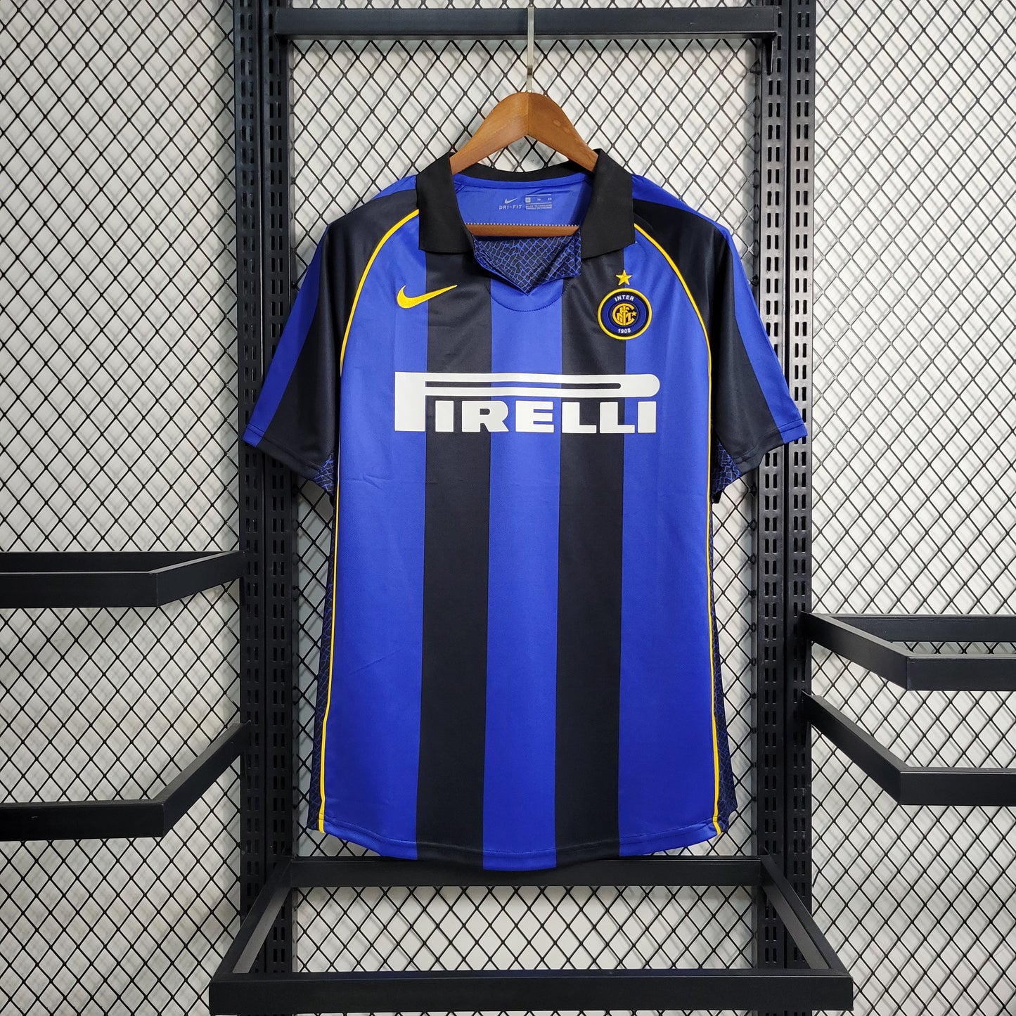 Camiseta Inter de Milán 01/02 LOCAL