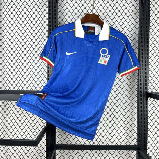 Camiseta retro Italia 1995 LOCAL