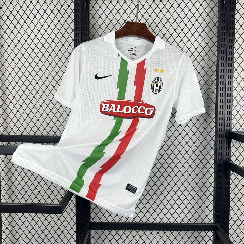 Camiseta retro Juventus 10/11 VISITANTE