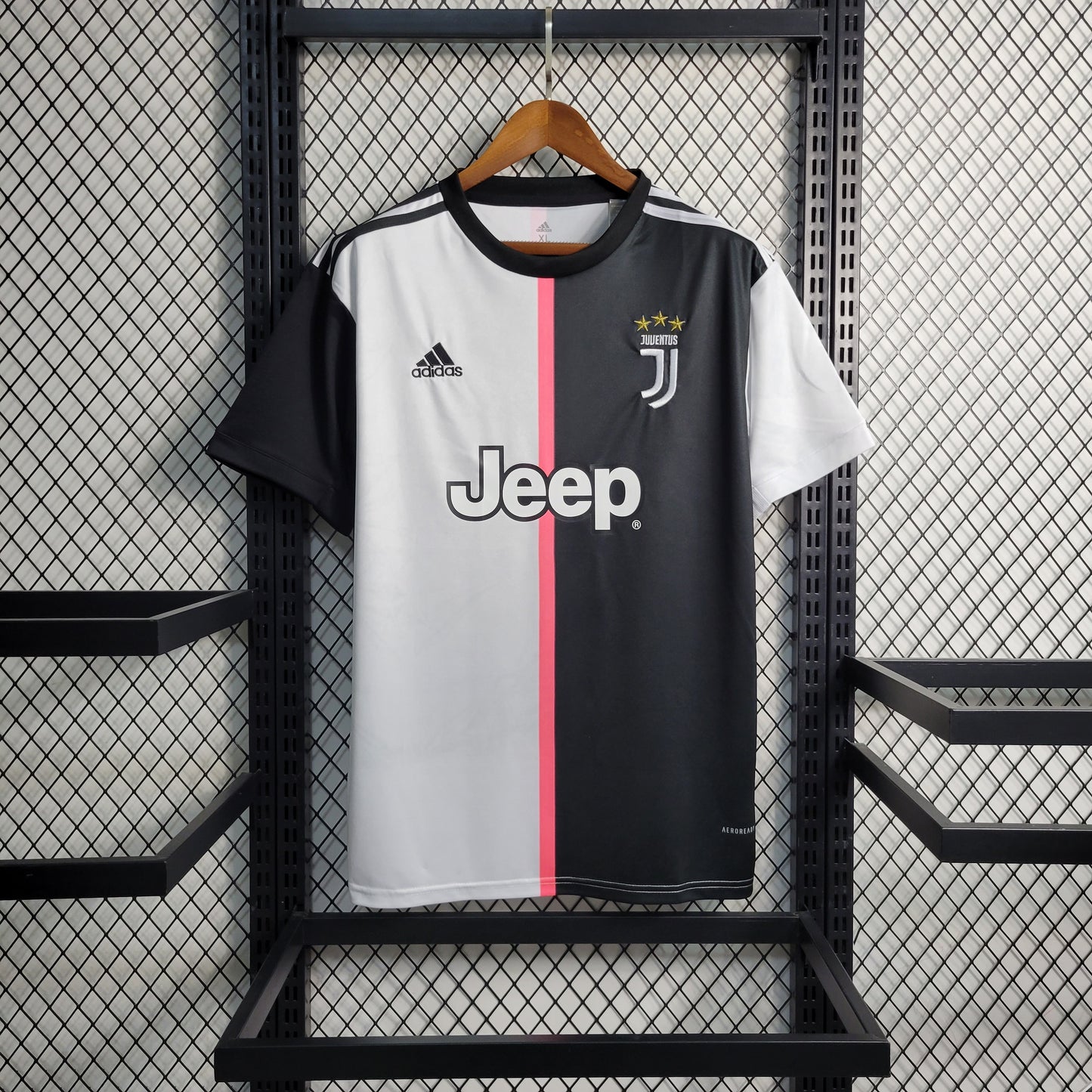 Camiseta retro Juventus 19/20 LOCAL