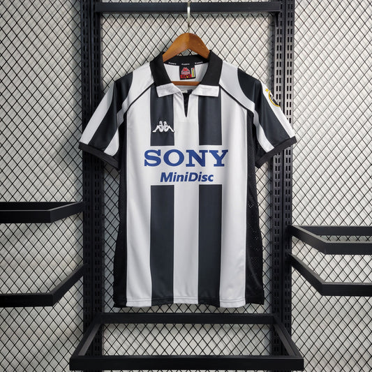 Camiseta retro Juventus 97/98 LOCAL