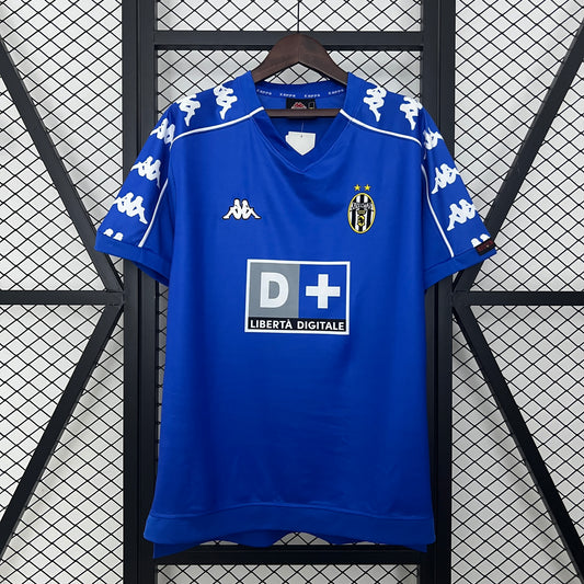 Camiseta retro Juventus 99/00 VISITANTE