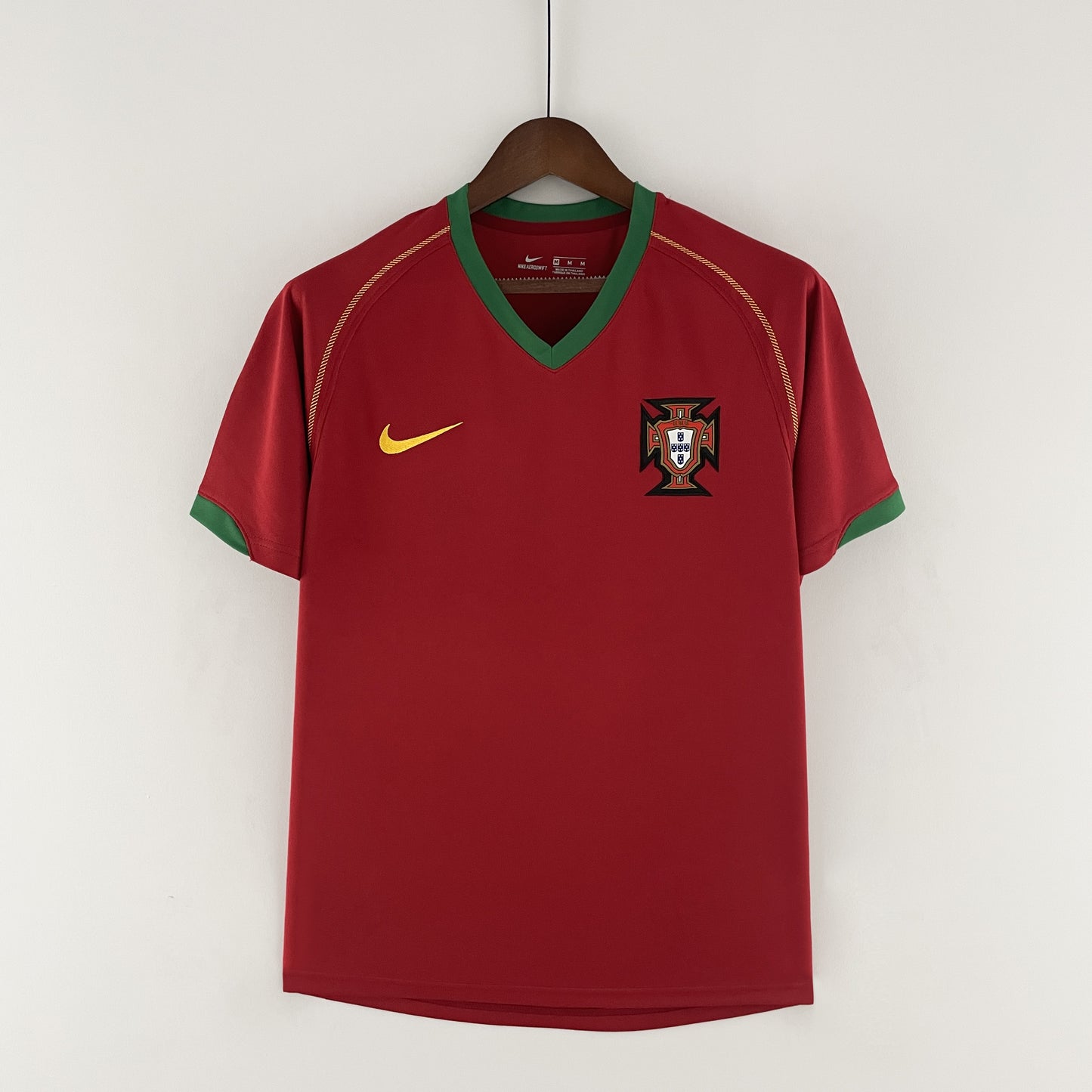 Camiseta retro Portugal 2006 LOCAL