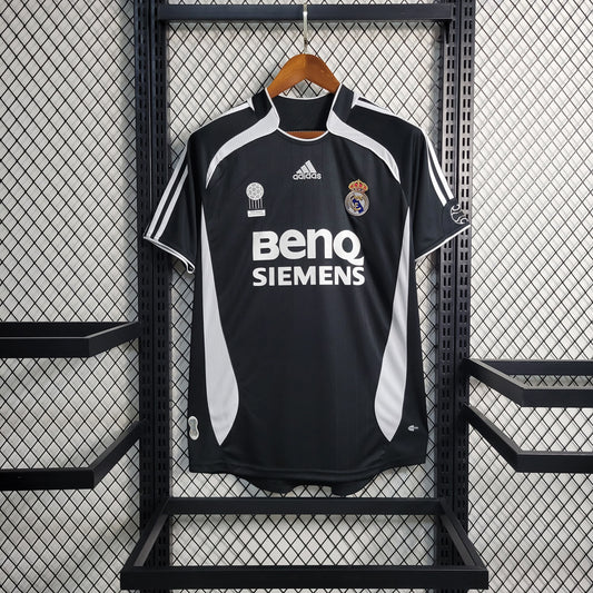 Camiseta retro Real Madrid 06/07 VISITANTE