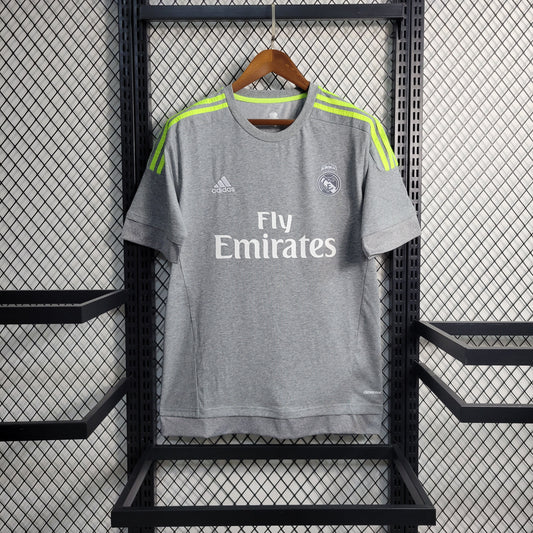 Camiseta retro Real Madrid 15/16 VISITANTE