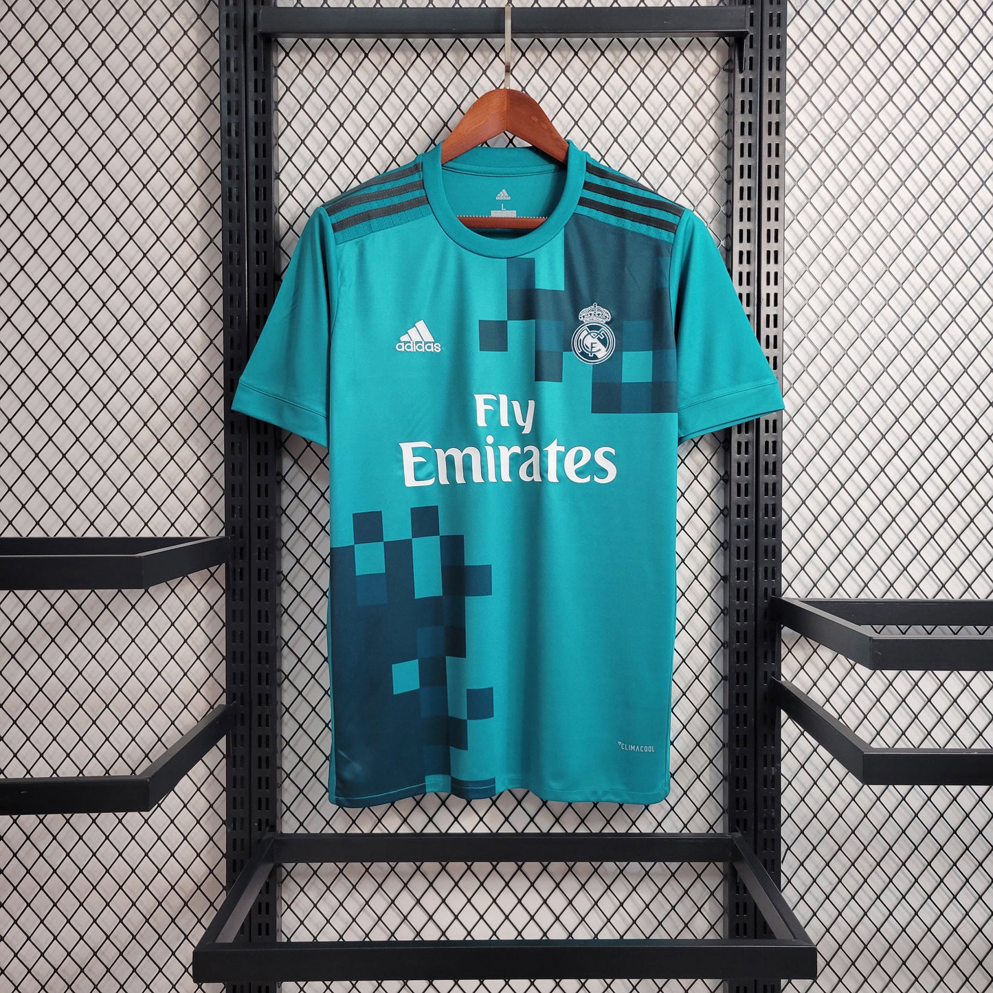 Camiseta retro Real Madrid 17/18 VISITANTE